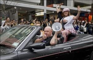 Chelsea Charms topless parade -4- celeb-kepek.info