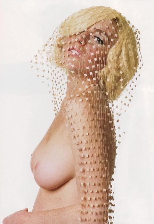 Lindsay Lohan meztelen 2