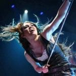 miley-cyrus-concert-pictures-1-celeb-kepek-info