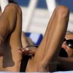 Victoria Silvstedt Touching Her Crotch -3- celeb-kepek.info