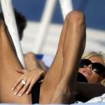 Victoria Silvstedt Touching Her Crotch -4- celeb-kepek.info