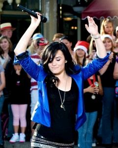 Demi Lovato pictures -3- celeb-kepek.info