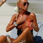 Donatella Versace topless -1-