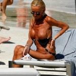 Donatella Versace topless -2-
