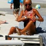 Donatella Versace topless -5-