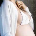 Elisabetta Gregoraci pregnant in lingerie -1-
