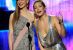 Kivillant Kate Hudson melle a Music Awardson