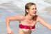 Kirsten Dunst mellet villantott a beachen